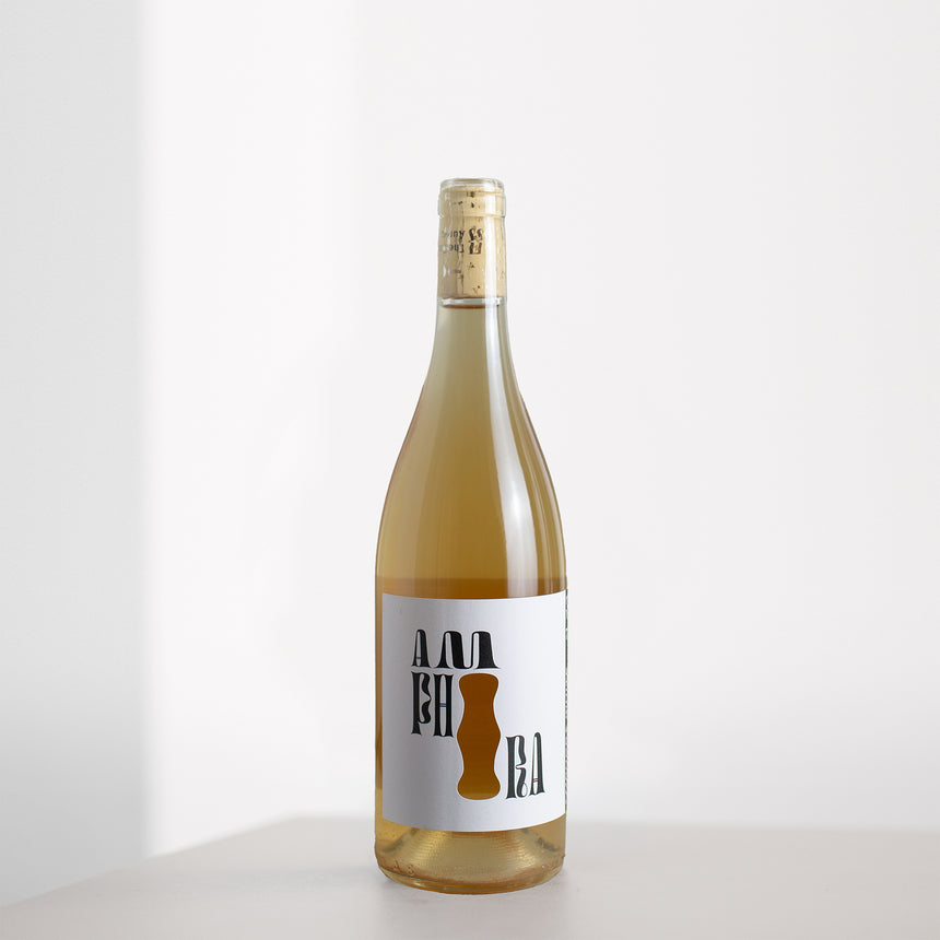 Amphora white 2025